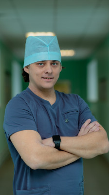 Заведующий отделением-врач-анестезиолог-реаниматолог Проскуряков Иван Николаевич